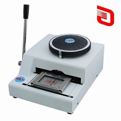 Maximaal typebereik 102x86 mm Handmatige stalen embossing machine voor hondentag